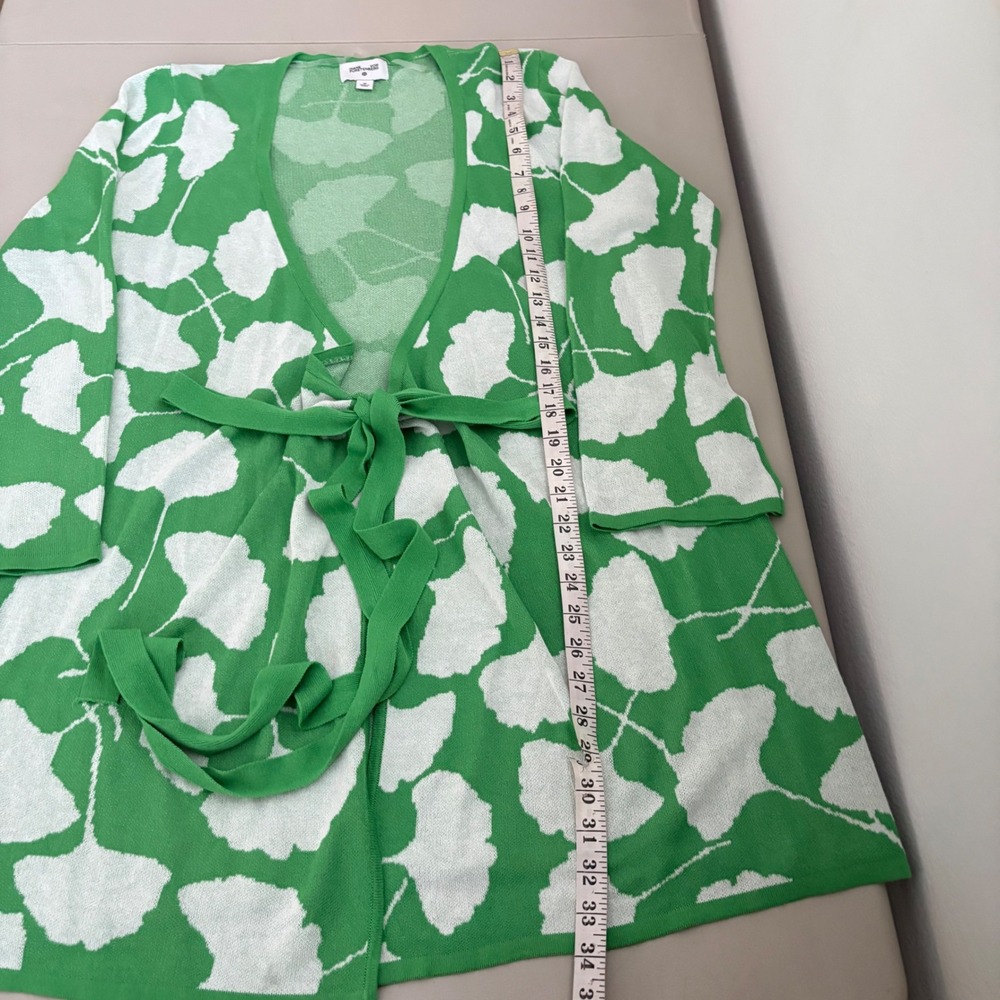 Diane von Furstenberg Green White Ginkgo Leaf Wrap Cardigan Sweater Size M Layr - Picture 4 of 12